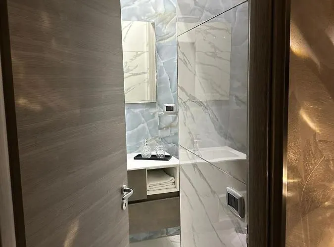 C3 Luxury نابولي