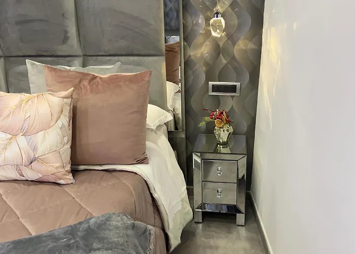 فندق مبيت وإفطار C3 Luxury 4*