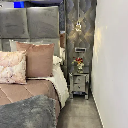 住宿加早餐酒店 C3 Luxury 4*